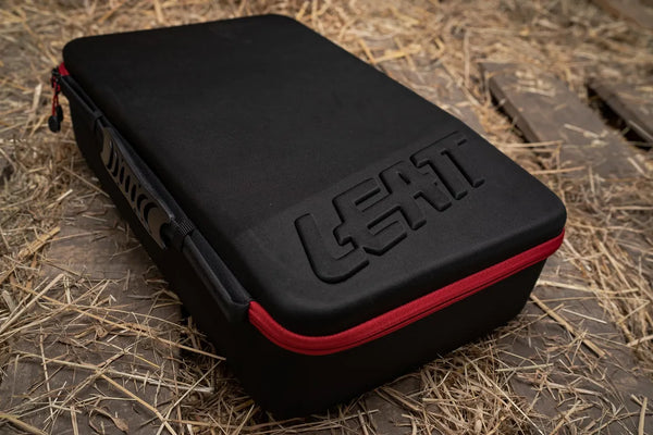 goggle case 100 Leatt Goggle Case Velocity (8020003200) – LazyAssBikers